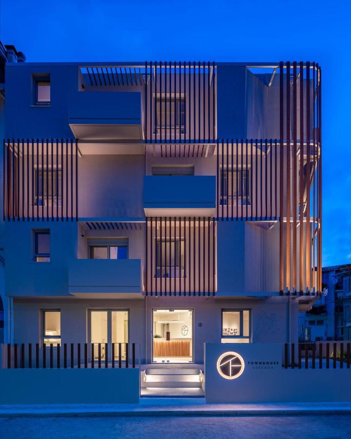 Townhouse Lefkadaアパートホテル エクステリア 写真