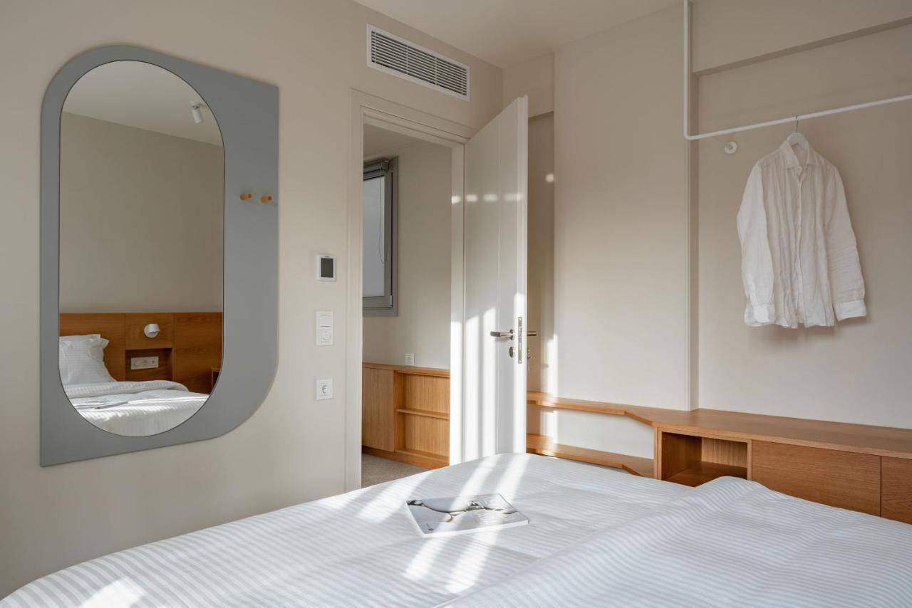 Townhouse Lefkadaアパートホテル エクステリア 写真