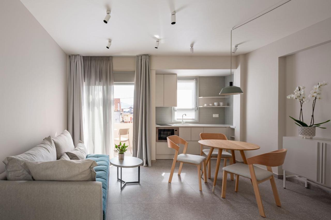 Townhouse Lefkadaアパートホテル エクステリア 写真