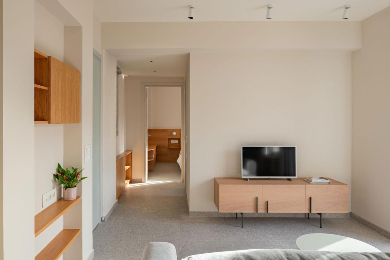 Townhouse Lefkadaアパートホテル エクステリア 写真