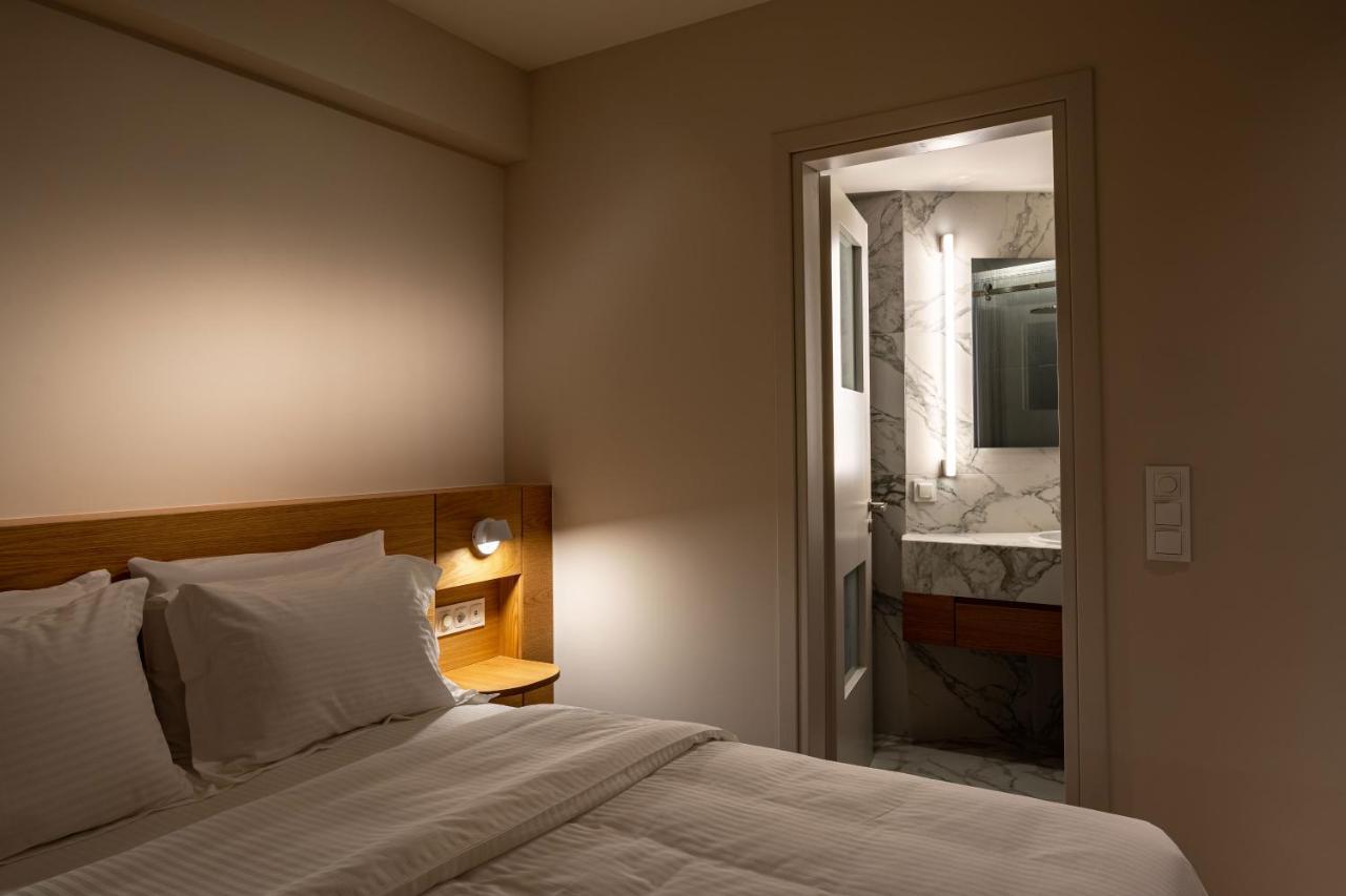 Townhouse Lefkadaアパートホテル エクステリア 写真