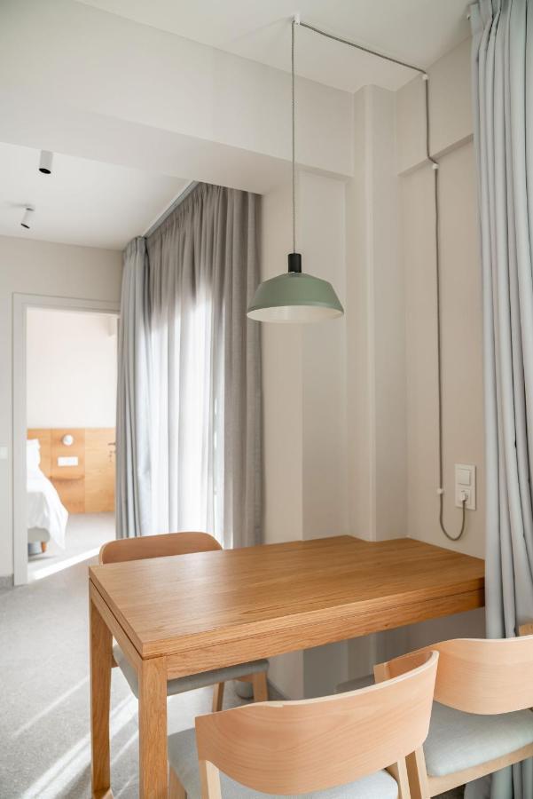 Townhouse Lefkadaアパートホテル エクステリア 写真